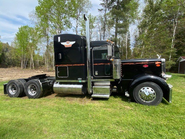 Peterbilt4.jpg
